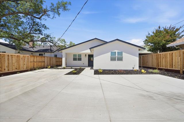 5644 Gibbons Dr, Carmichael, CA 95608