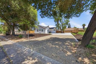 5644 Gibbons Dr, Carmichael, CA 95608