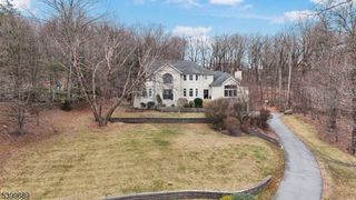 45 Alize Dr, Kinnelon Boro, NJ 07405