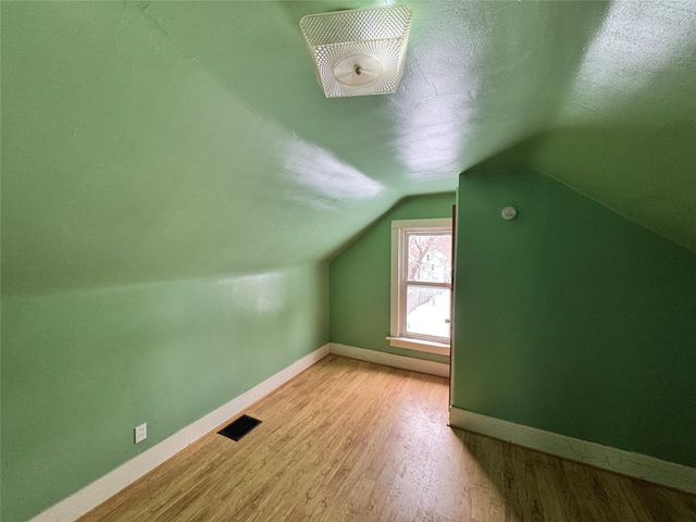 242 E 32 Street, Erie, PA 16504