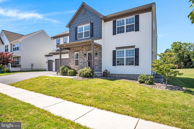 223 WRIGHT DR, Mechanicsburg, PA 17055