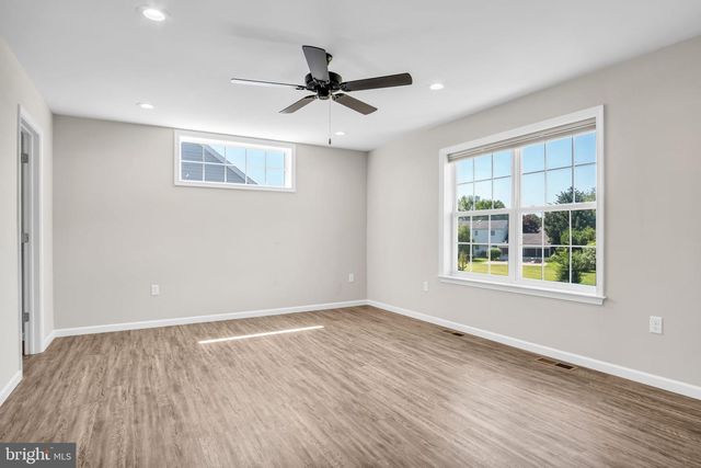 223 WRIGHT DR, Mechanicsburg, PA 17055