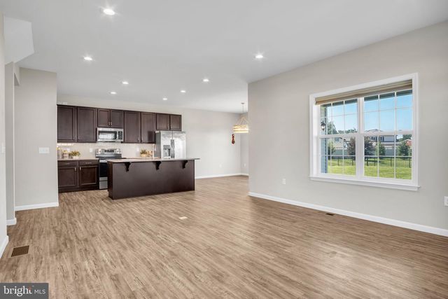 223 WRIGHT DR, Mechanicsburg, PA 17055
