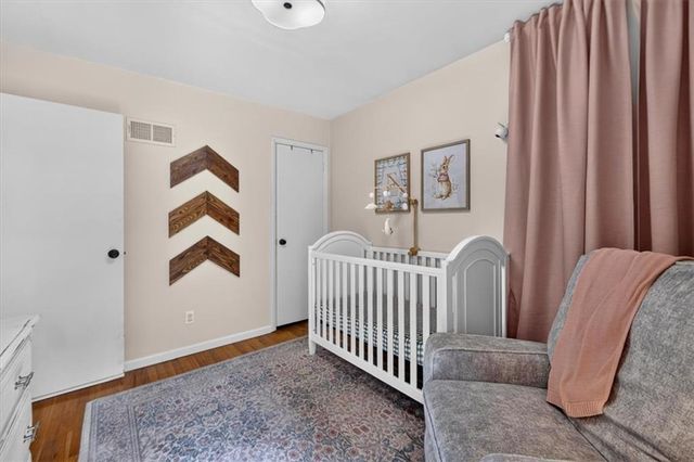 3114 W 72nd Terrace, Prairie Village, KS 66208