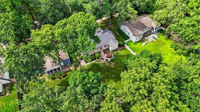 3114 W 72nd Terrace, Prairie Village, KS 66208