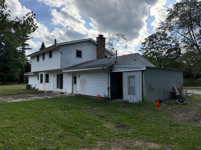 W231S6190 Charles DRIVE, Waukesha, WI 53189