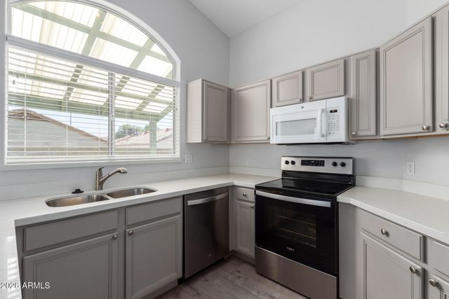 4623 E LIBBY Street, Phoenix, AZ 85032