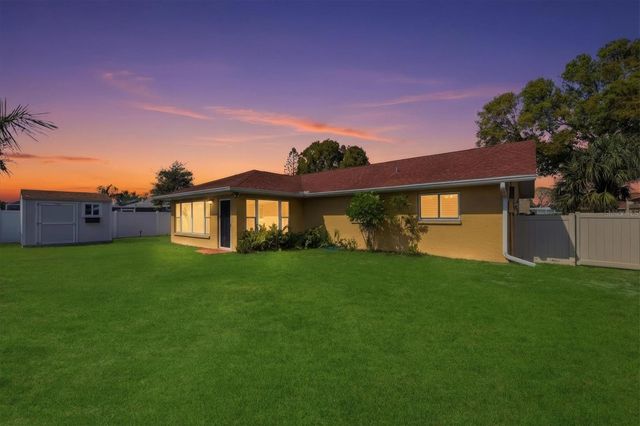 6007 9TH AVENUE W, Bradenton, FL 34209