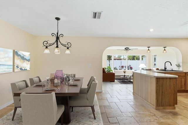 6007 9TH AVENUE W, Bradenton, FL 34209