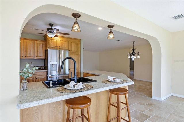 6007 9TH AVENUE W, Bradenton, FL 34209