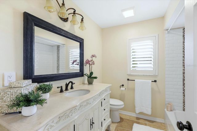 6007 9TH AVENUE W, Bradenton, FL 34209