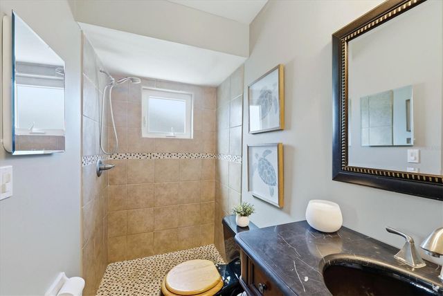 6007 9TH AVENUE W, Bradenton, FL 34209