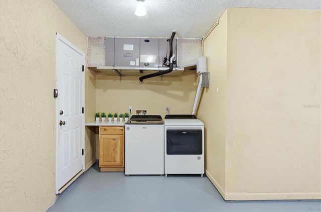 6007 9TH AVENUE W, Bradenton, FL 34209