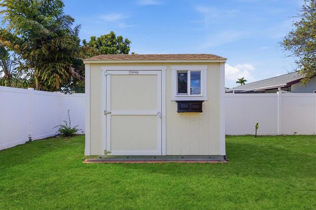 6007 9TH AVENUE W, Bradenton, FL 34209