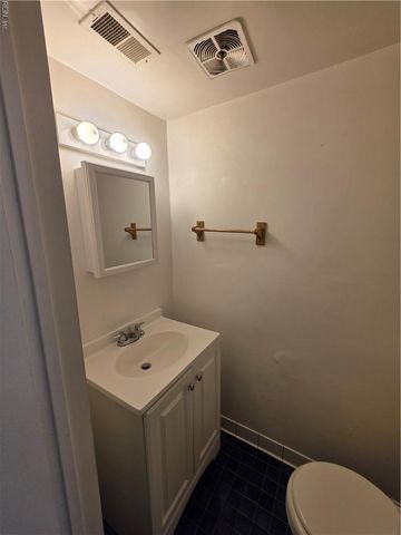 601 Lake Edward DR, Virginia Beach, VA 23462