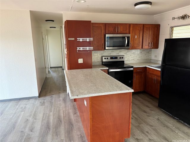 84-1037 Hana Street, Waianae, HI 96792