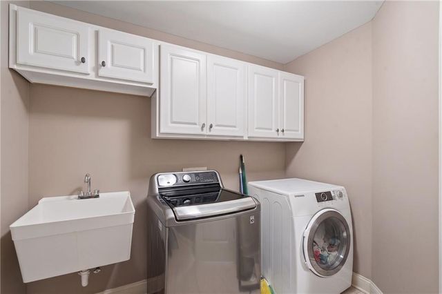7741 Windswept Way, Douglasville, GA 30135