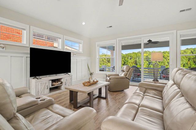 313 Harbour View Dr., Myrtle Beach, SC 29579