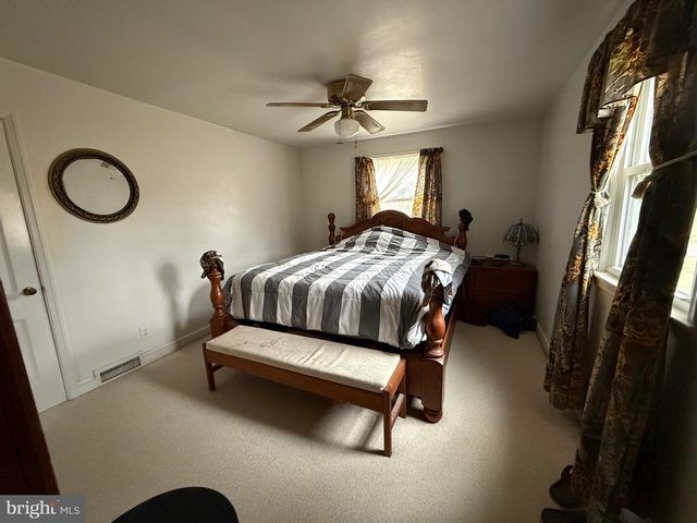 153 TOTTEN LN, Front Royal, VA 22630