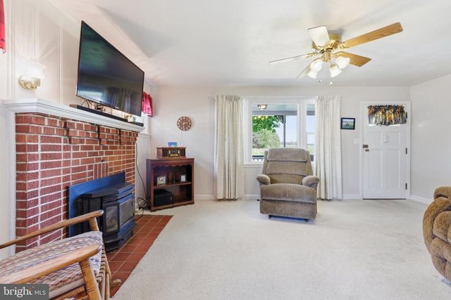 153 TOTTEN LN, Front Royal, VA 22630