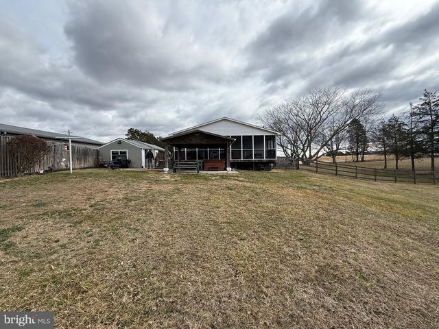 153 TOTTEN LN, Front Royal, VA 22630