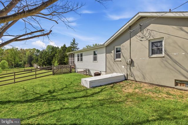 153 TOTTEN LN, Front Royal, VA 22630