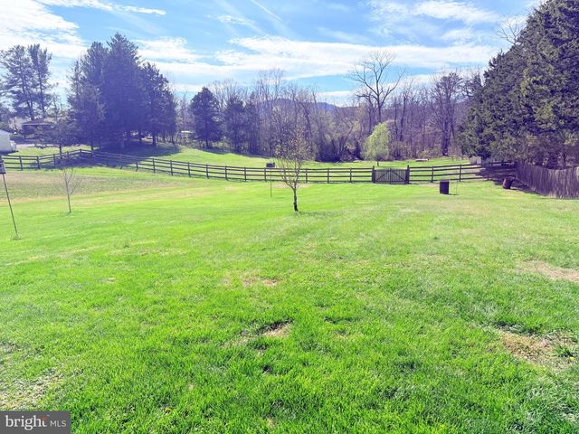 153 TOTTEN LN, Front Royal, VA 22630