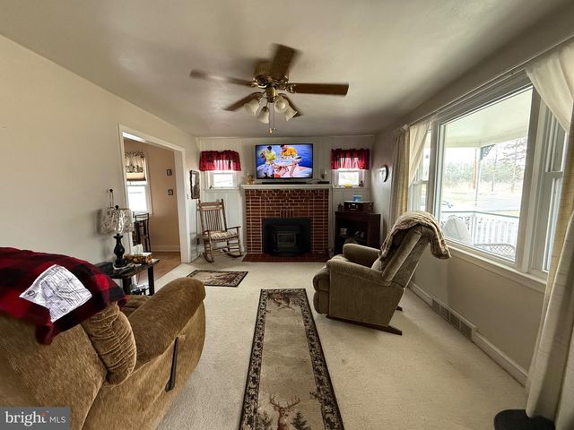 153 TOTTEN LN, Front Royal, VA 22630