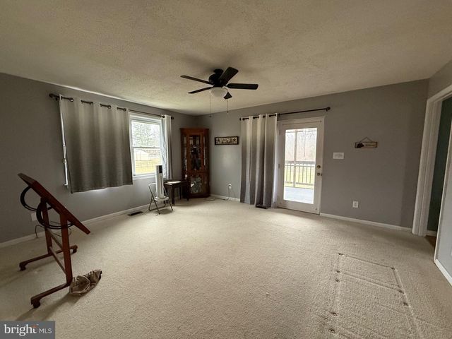 153 TOTTEN LN, Front Royal, VA 22630