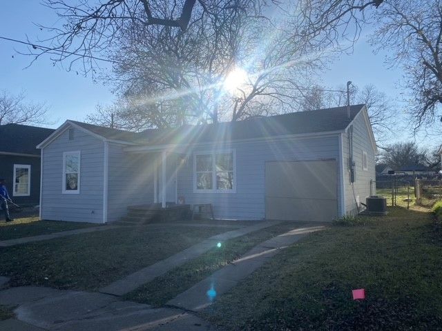 420 S Gribble Street, Sherman, TX 75090