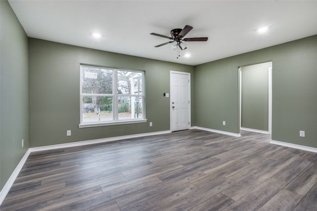 420 S Gribble Street, Sherman, TX 75090