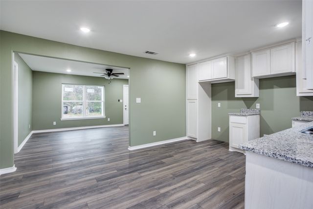 420 S Gribble Street, Sherman, TX 75090
