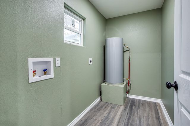 420 S Gribble Street, Sherman, TX 75090