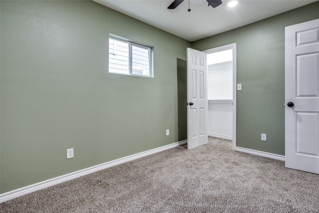 420 S Gribble Street, Sherman, TX 75090