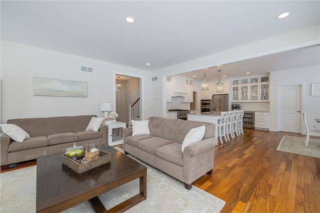 497 Pellett Rd, Webster, NY 14580