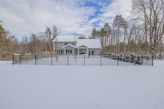 497 Pellett Rd, Webster, NY 14580