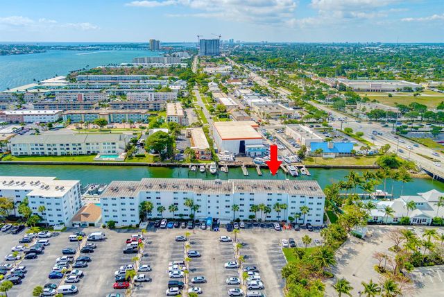 108 Paradise Harbour Boulevard 512, North Palm Beach, FL 33408