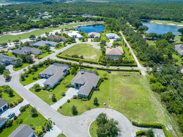 2405 Pine Valley Road SW, Vero Beach, FL 32962