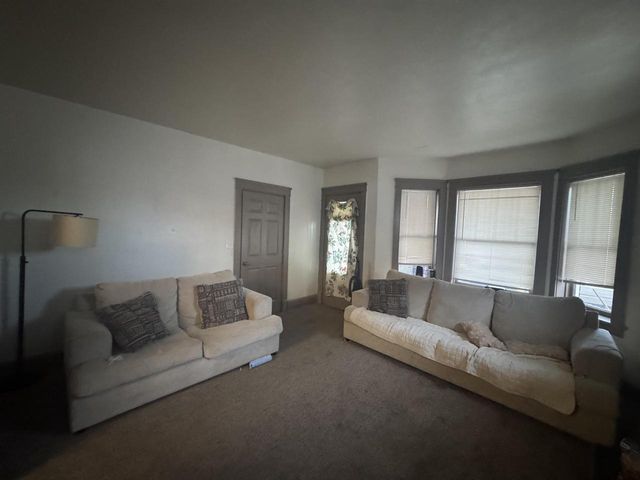 2009 Slauson AVENUE, Racine, WI 53403