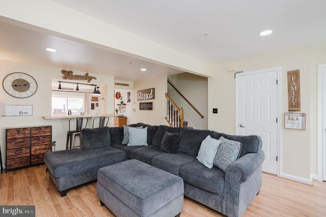 12 WHITE LAUREL CT, Baltimore, MD 21220