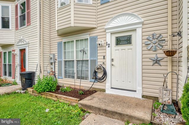12 WHITE LAUREL CT, Baltimore, MD 21220