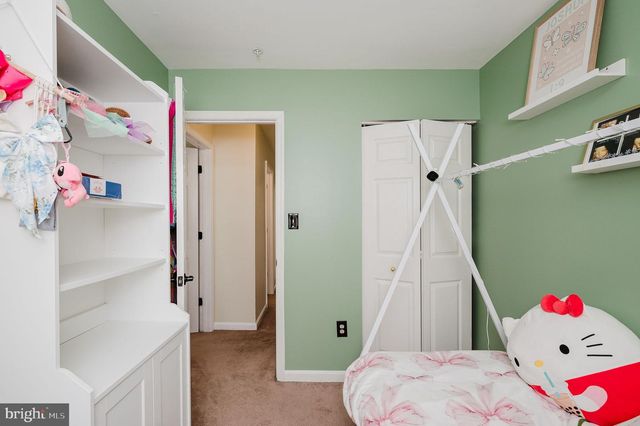 12 WHITE LAUREL CT, Baltimore, MD 21220
