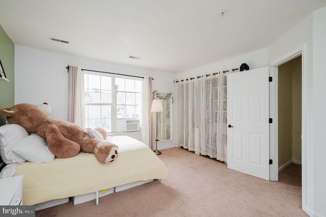 12 WHITE LAUREL CT, Baltimore, MD 21220