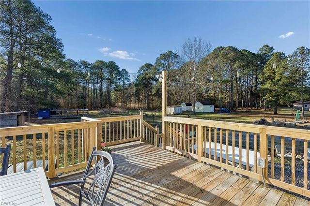 3125 Browns Bay RD, Hayes, VA 23072