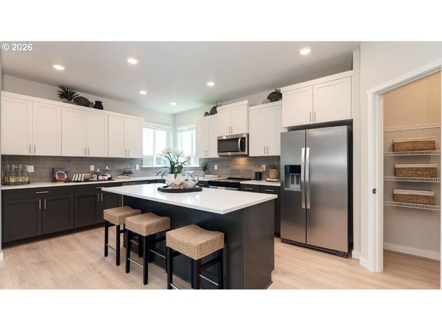 2673 Se Soapstone Ave, Salem, OR 97306
