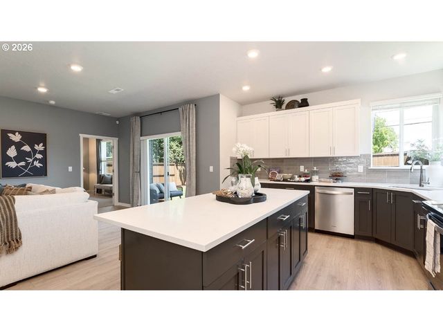 2673 Se Soapstone Ave, Salem, OR 97306