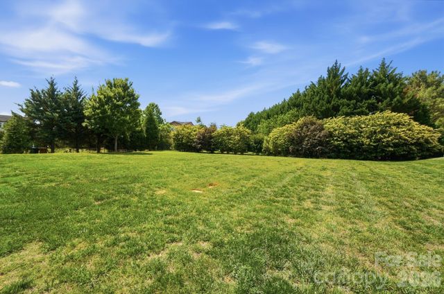 5305 Radcliffe Drive, Waxhaw, NC 28173