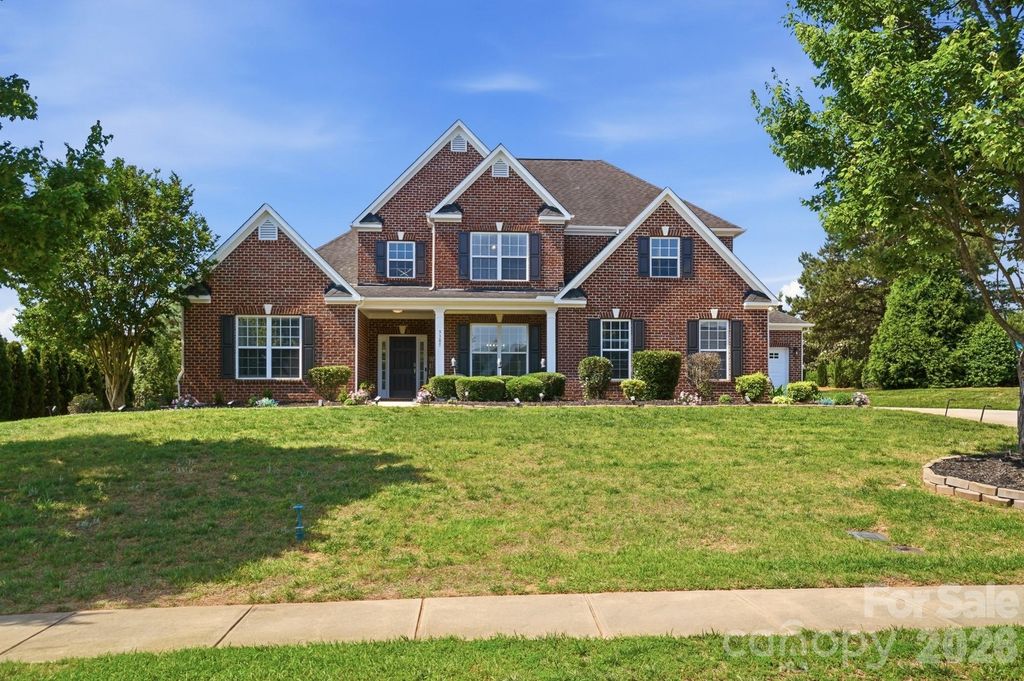 5305 Radcliffe Drive, Waxhaw, NC 28173