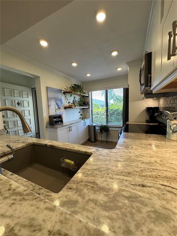 6104 PALMA DEL MAR BOULEVARD S 102, St Petersburg, FL 33715