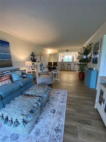 6104 PALMA DEL MAR BOULEVARD S 102, St Petersburg, FL 33715